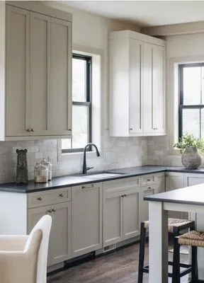 Handy Pros Denver Logo