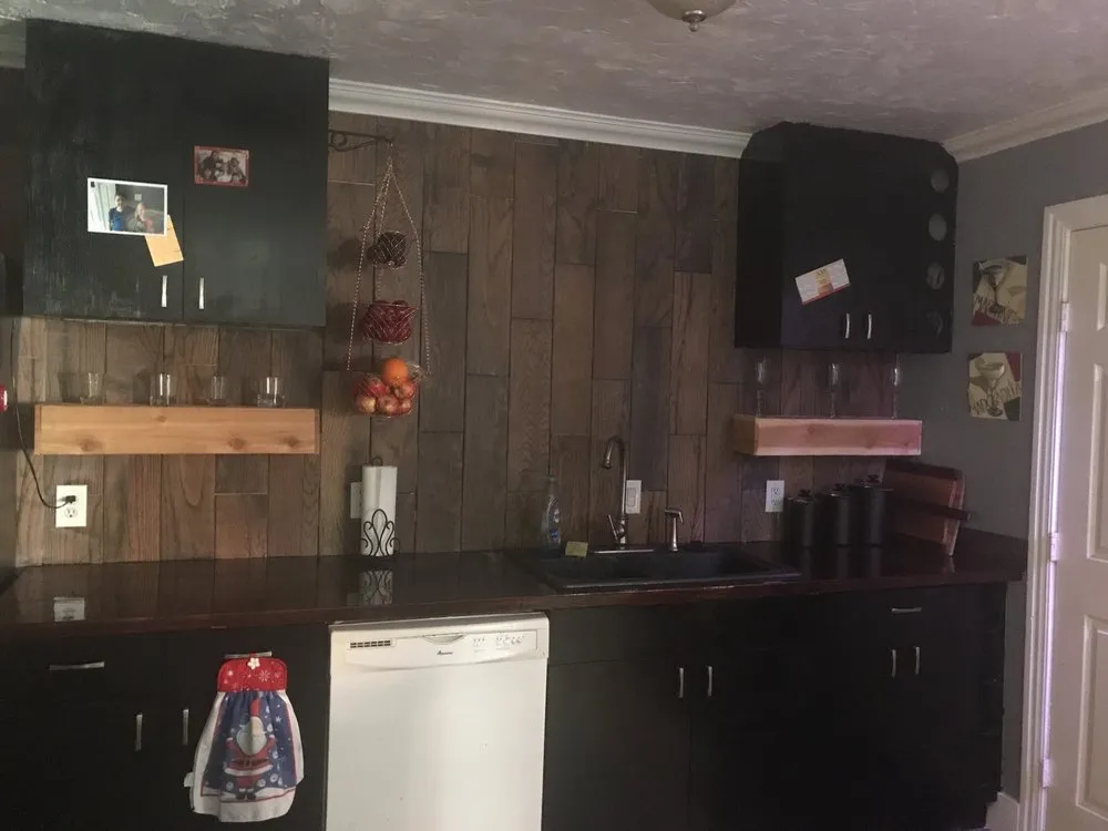 Slide of Handy Randys Handyman Services