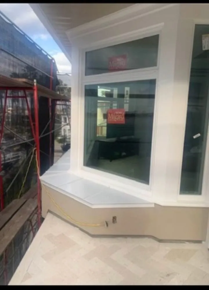 Slide of Handy Roof Solutions