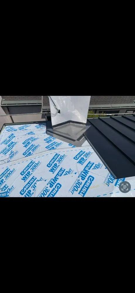 Slide of Handy Roof Solutions