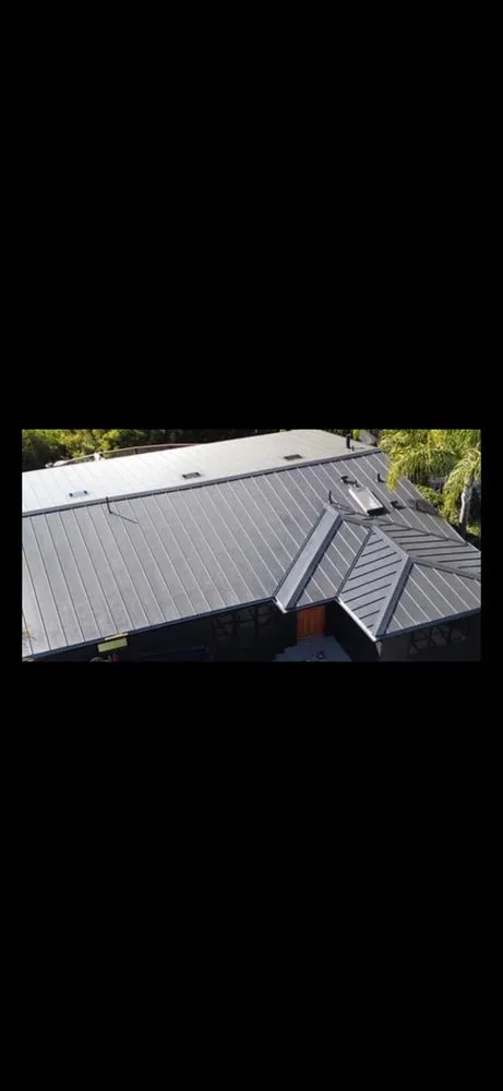 Slide of Handy Roof Solutions
