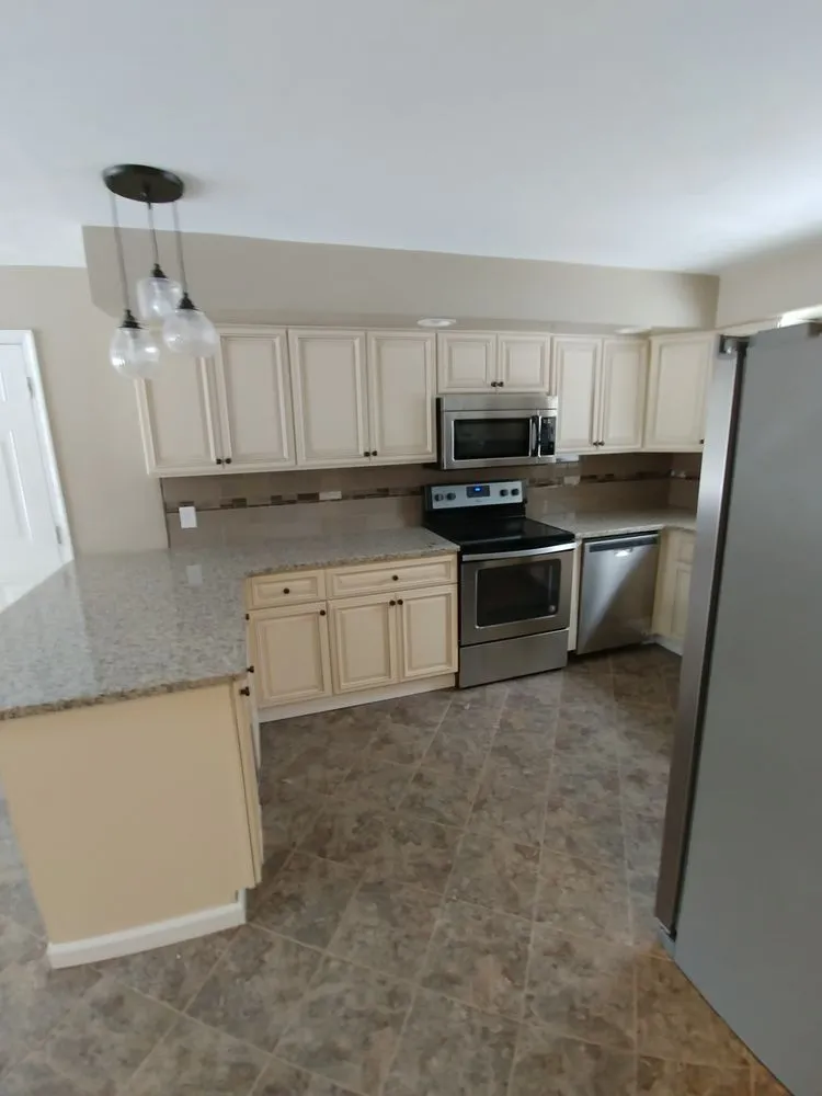 Slide of Handy Services