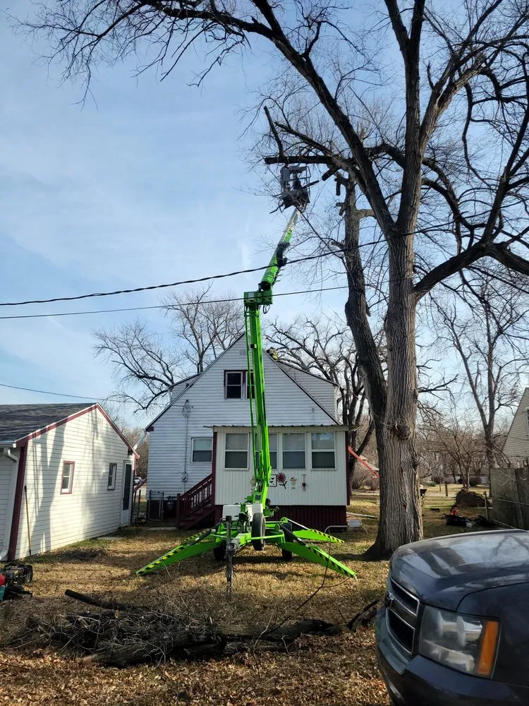 Slide of Handyman & More