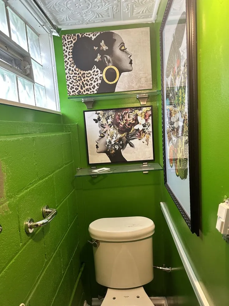 Slide of Handyman Builders & Management