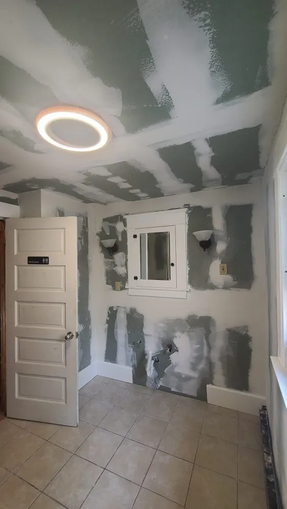 Slide of Handyman Dan 716