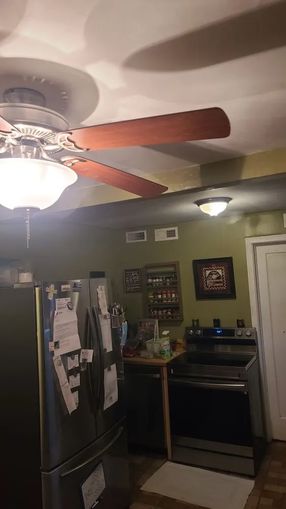 Slide of Handyman Dan 716