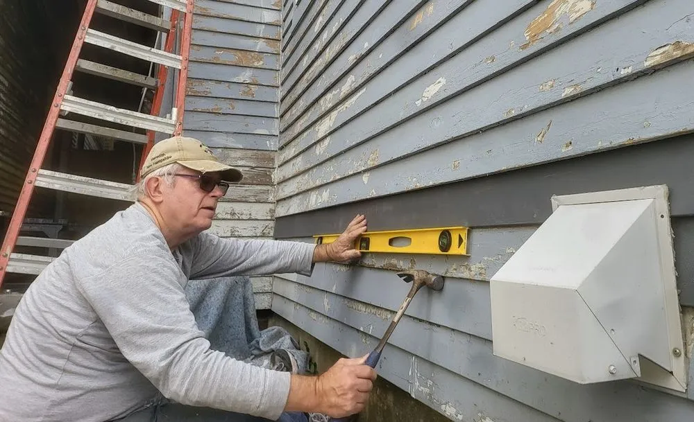 Slide of Handyman Dan