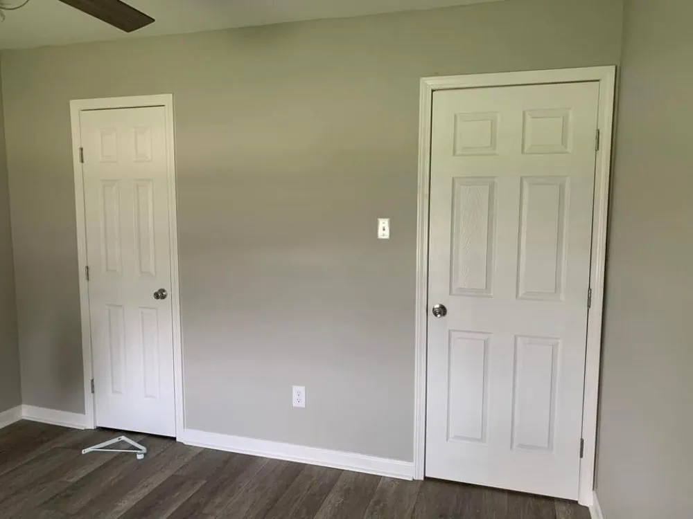 Slide of Handyman Express