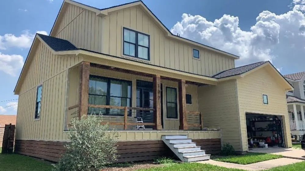 Slide of Handyman Express