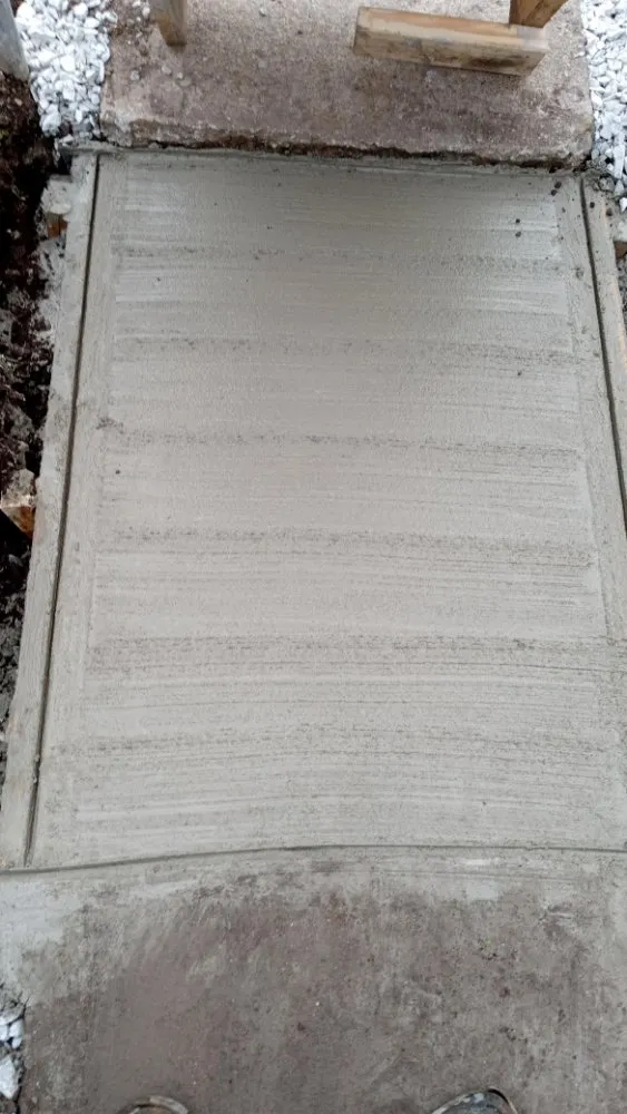 Slide of Handyman Frenchie