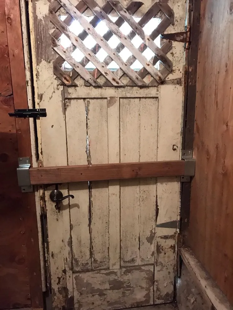 Slide of Handyman Lou