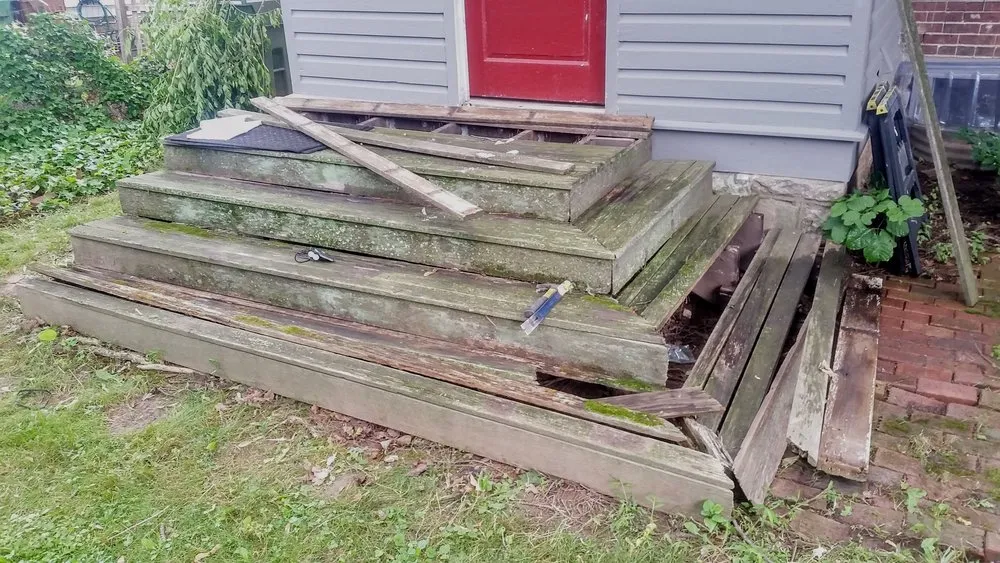 Slide of Handyman On The Hill