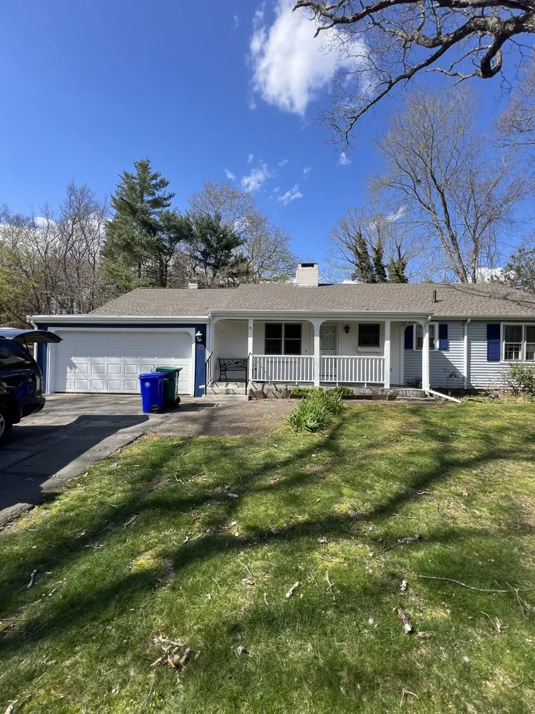 Slide of Handyman Salvador