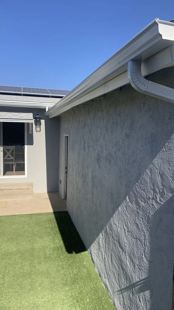 Slide of Hangin'em Raingutters