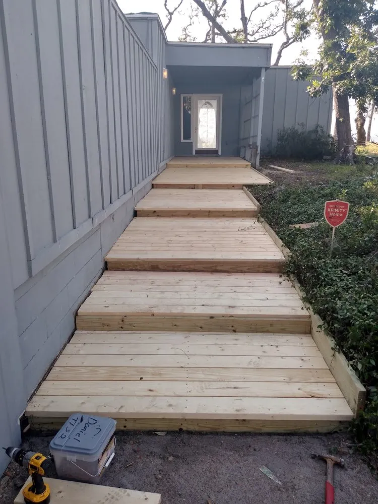 Slide of Hantz Contractors