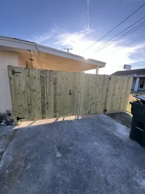 Harbor Renovations Logo