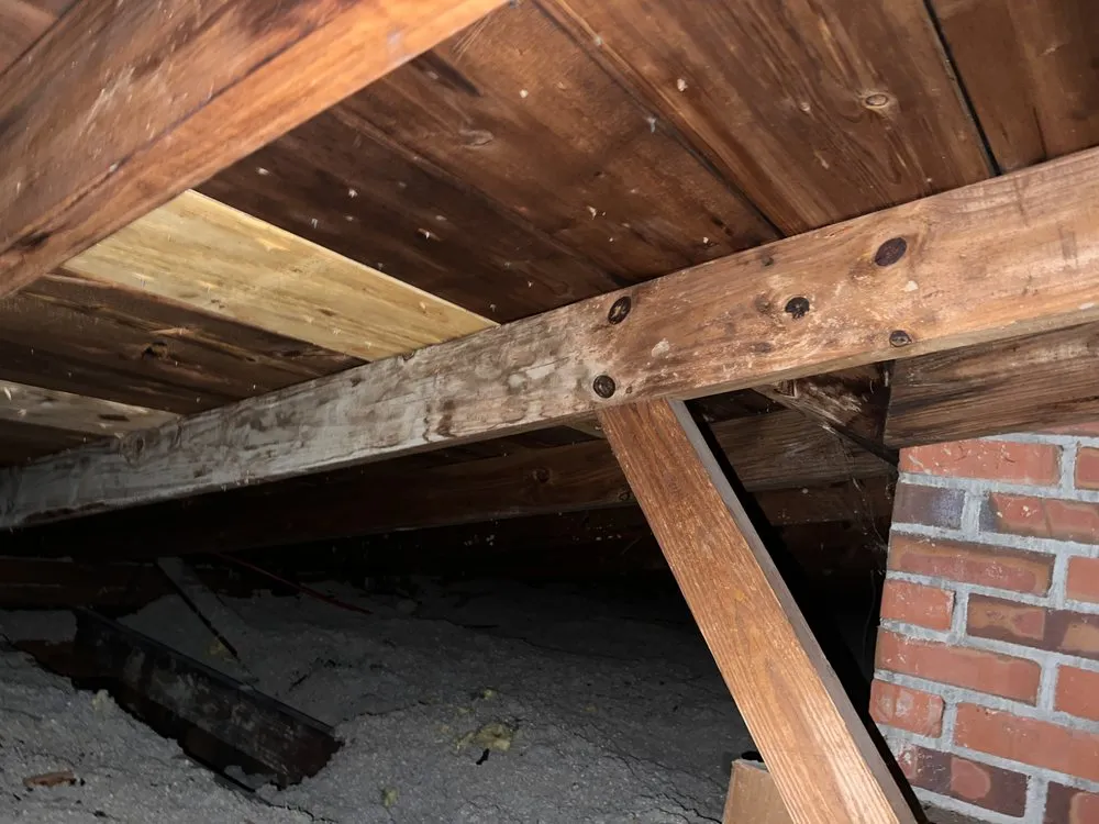 Slide of Harbor Roofing & Siding