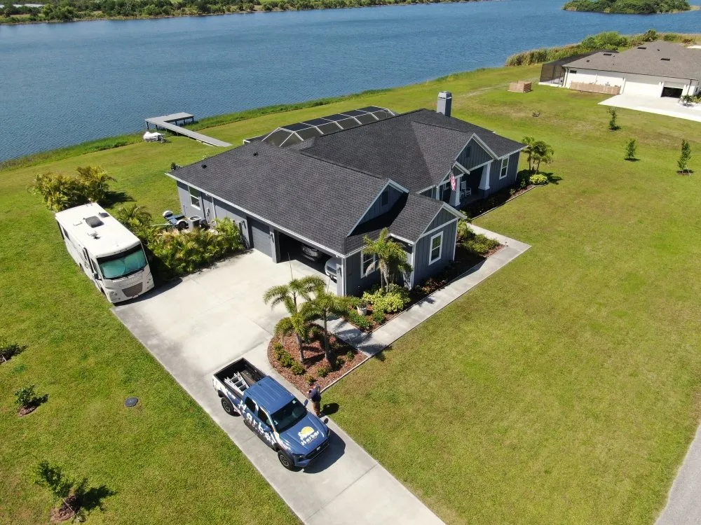 Slide of Harbor Roofing