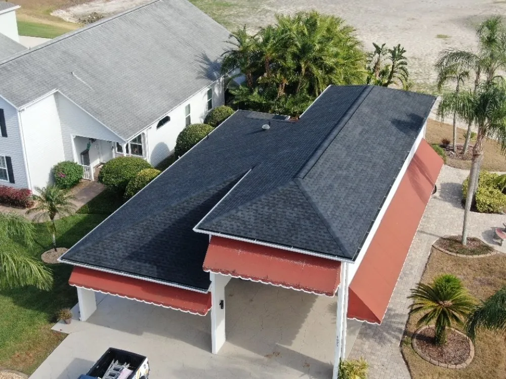 Slide of Harbor Roofing