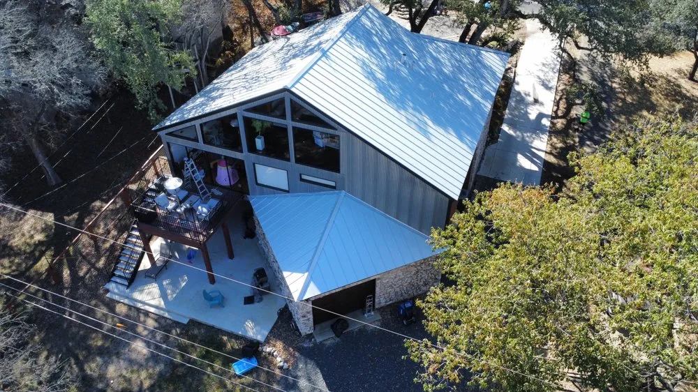 Slide of Harbor Roofing
