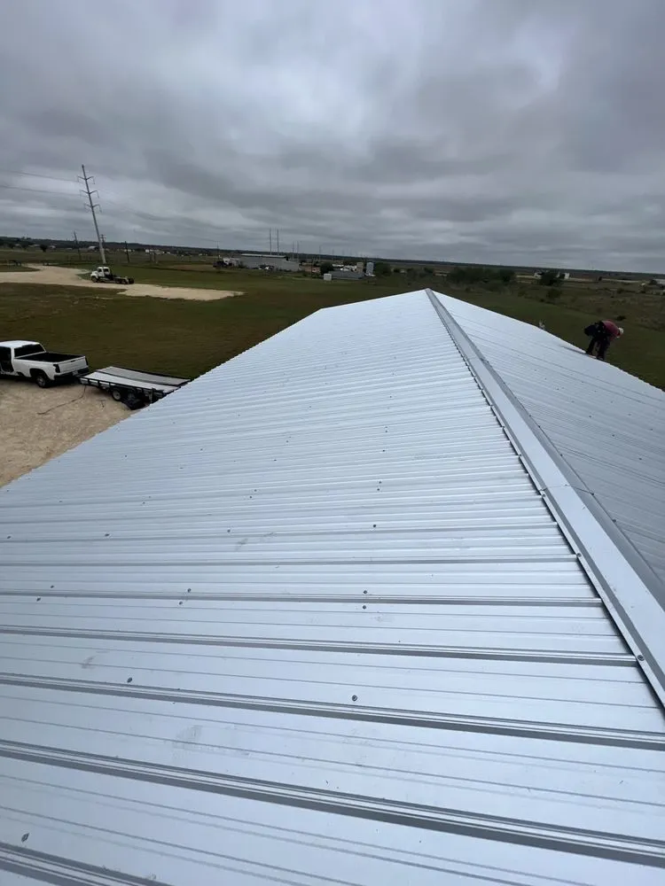 Slide of Harbor Roofing