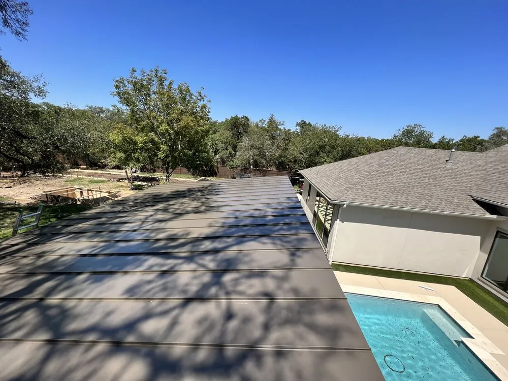 Slide of Harbor Roofing