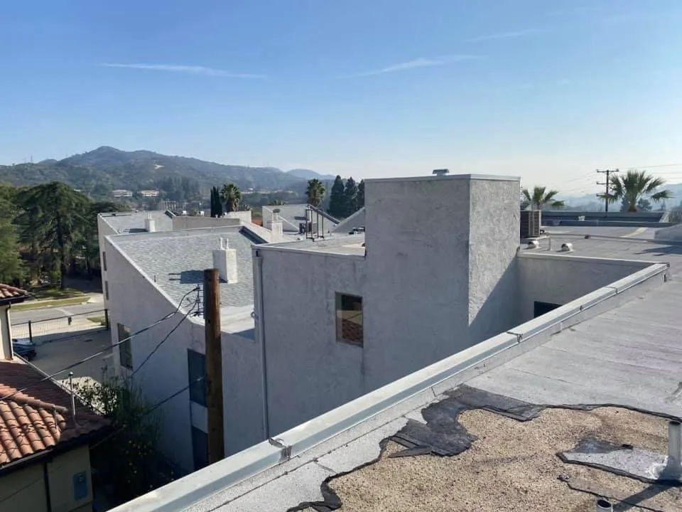 Slide of Harbor Roofing Services