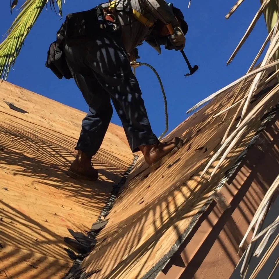 Slide of Harbor Roofing Services