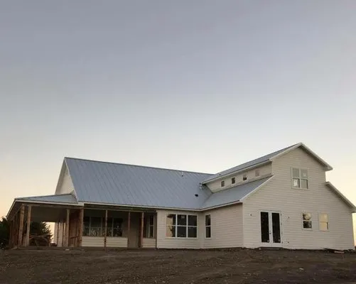 Harborage Building Logo