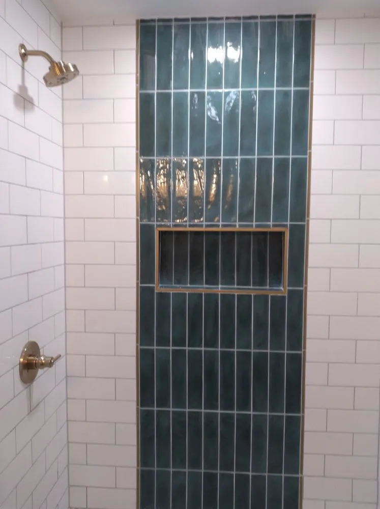 Slide of Hard Hat Construction & Remodeling