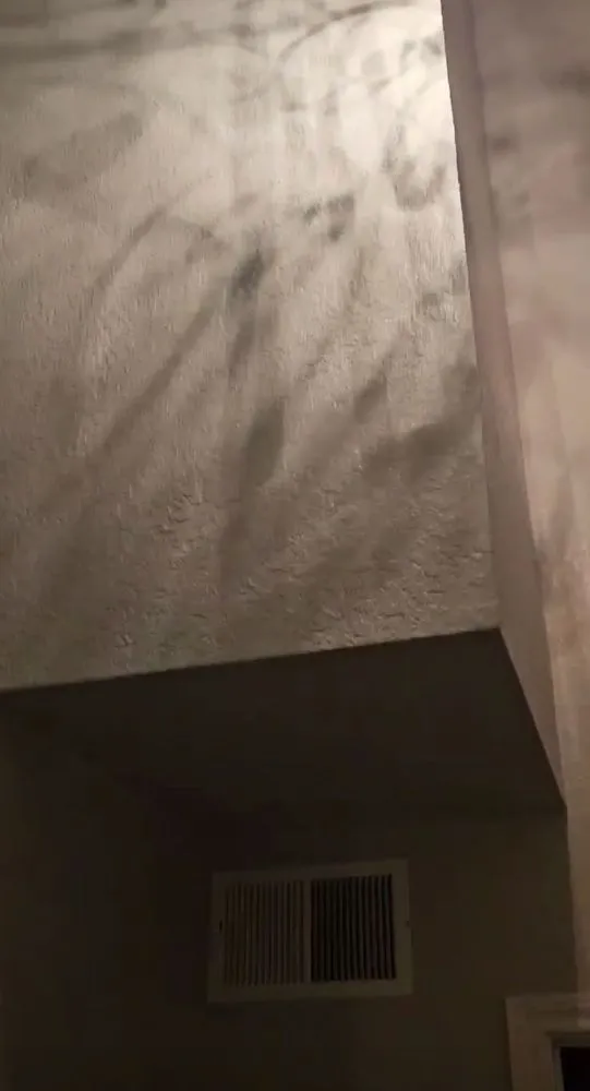 Slide of Hard Hat Construction & Remodeling