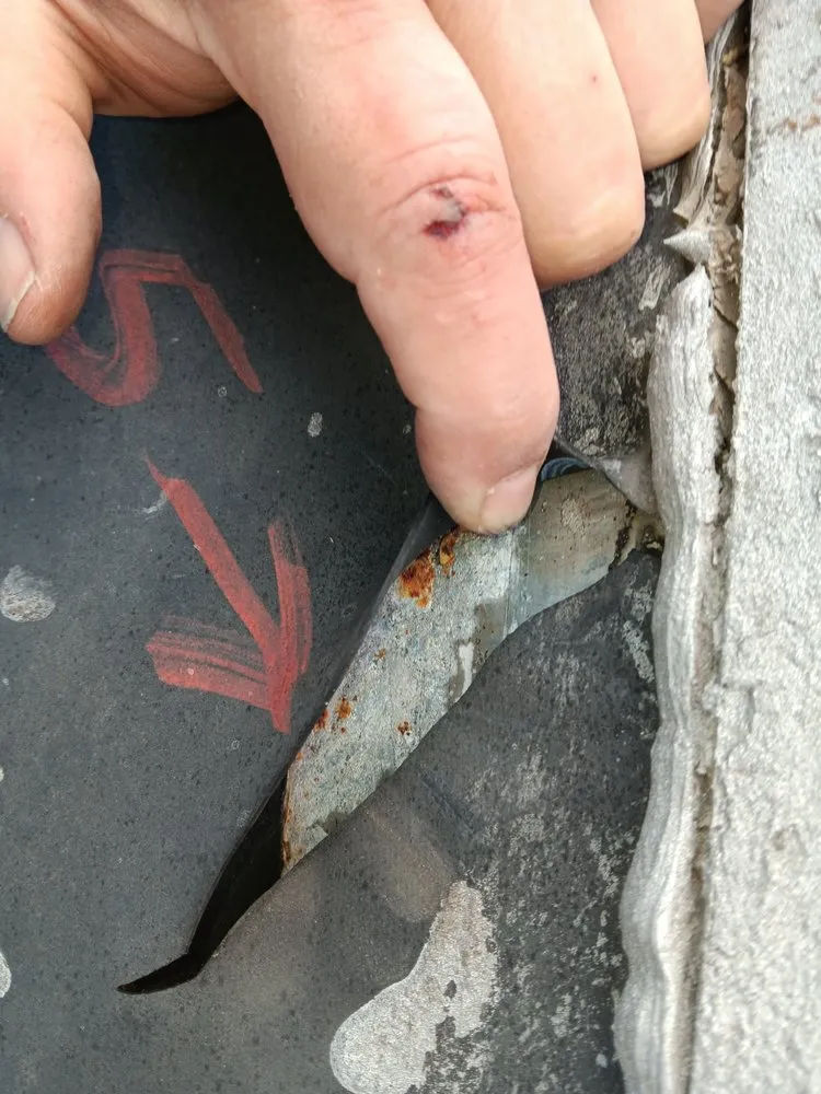 Slide of Hardcore Roofing Services