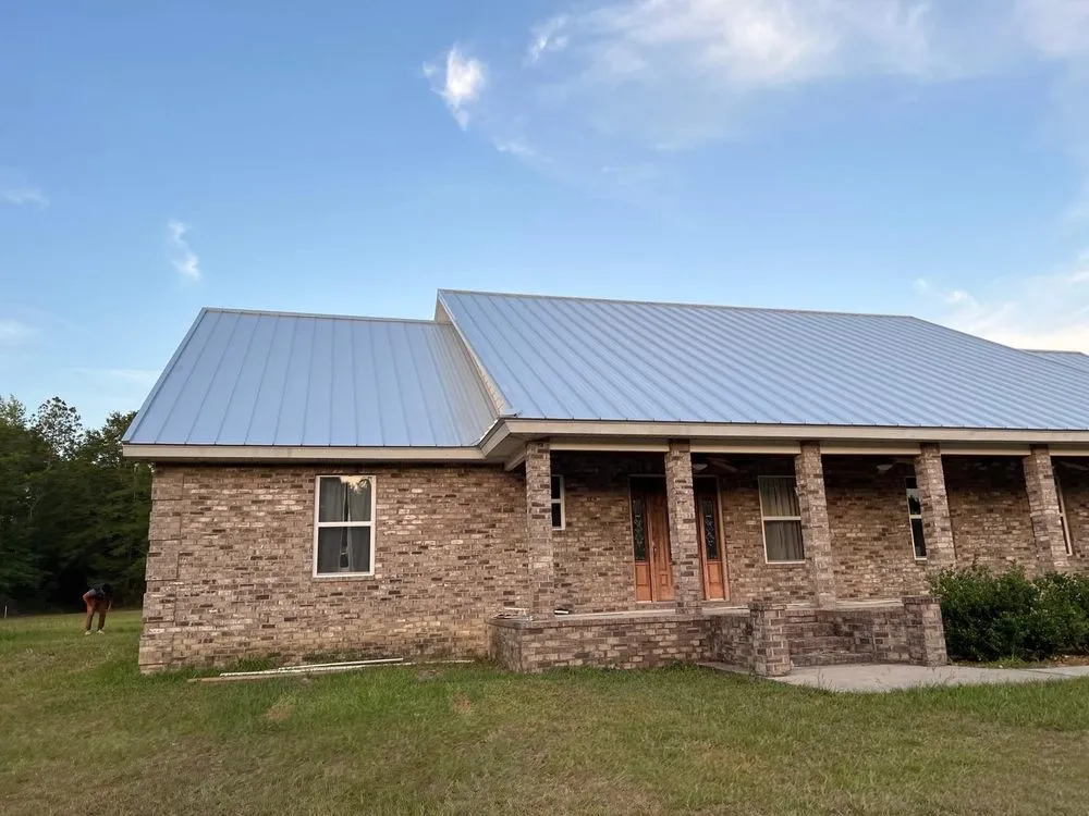 Slide of Hardman And Roof Construction