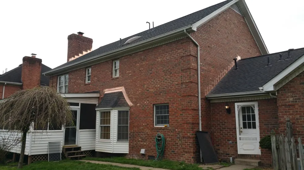 Slide of Hardt Roofing