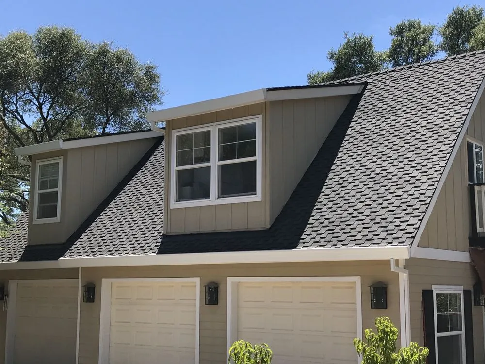 Slide of Harlan Quality Roofing