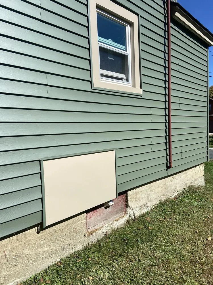 Slide of Harringtons Home Improvement