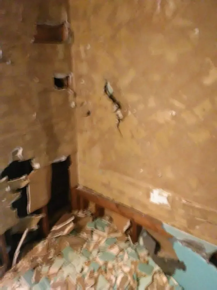 Slide of Harris & Company Construction