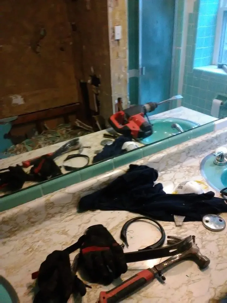 Slide of Harris & Company Construction