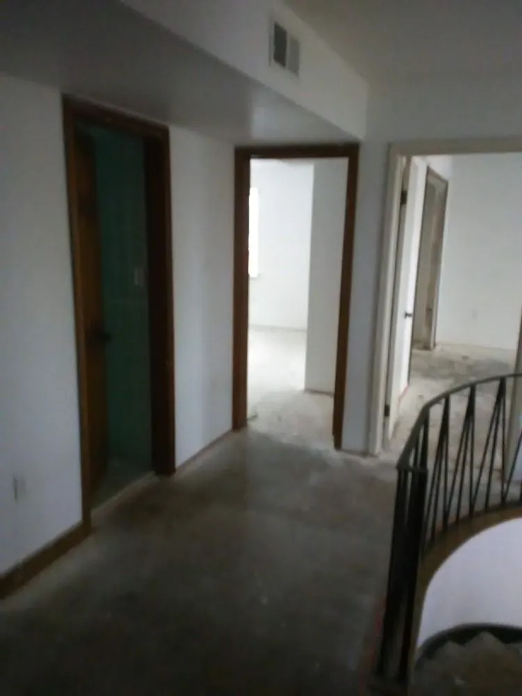 Slide of Harris & Company Construction