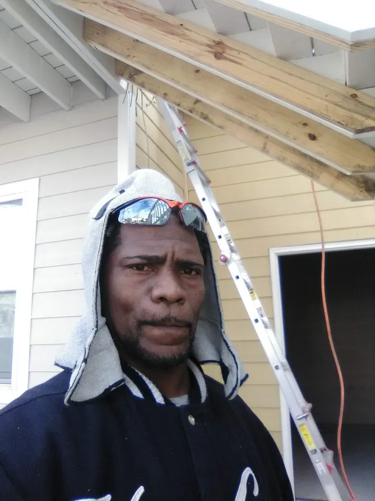 Slide of Harris & Company Construction