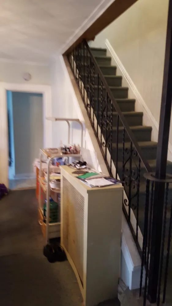 Slide of Harris & Harris