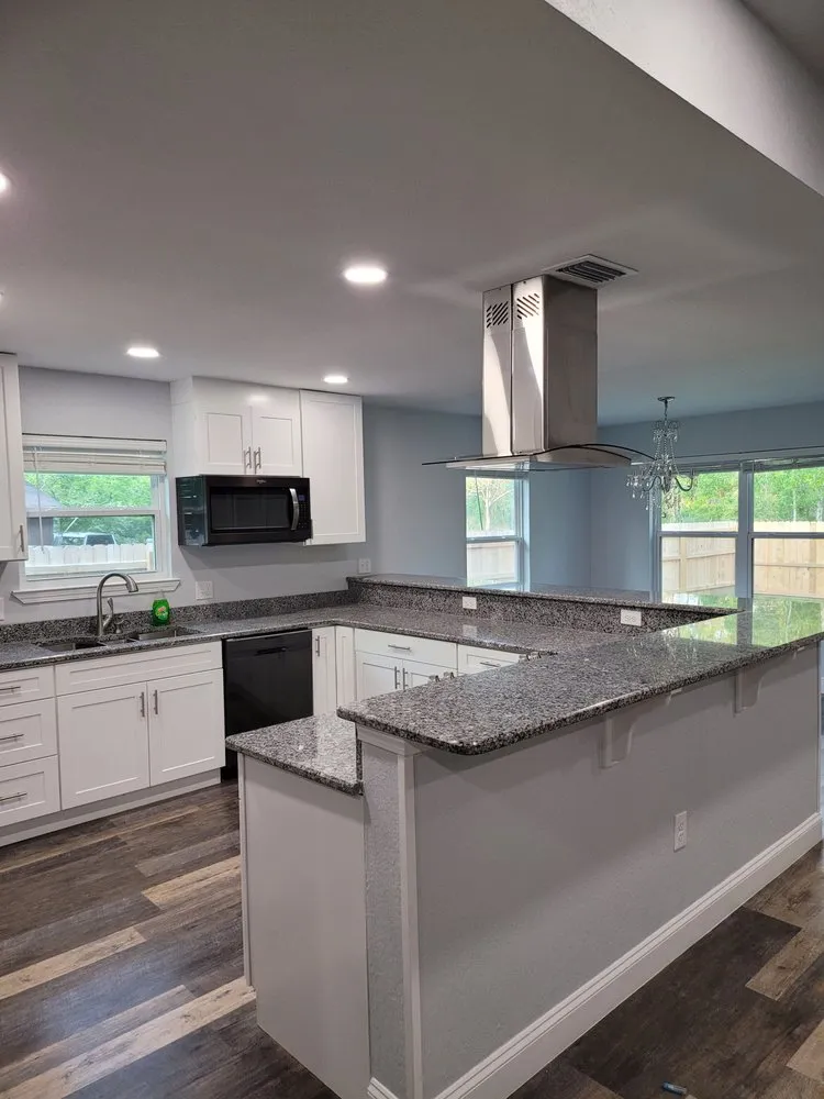 Slide of Harris & Holmes General Contractors & Construction