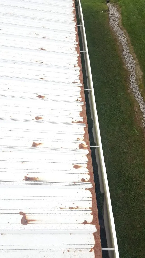 Reliable roof repair for residential properties in New Paris, PA by Harris Roofing