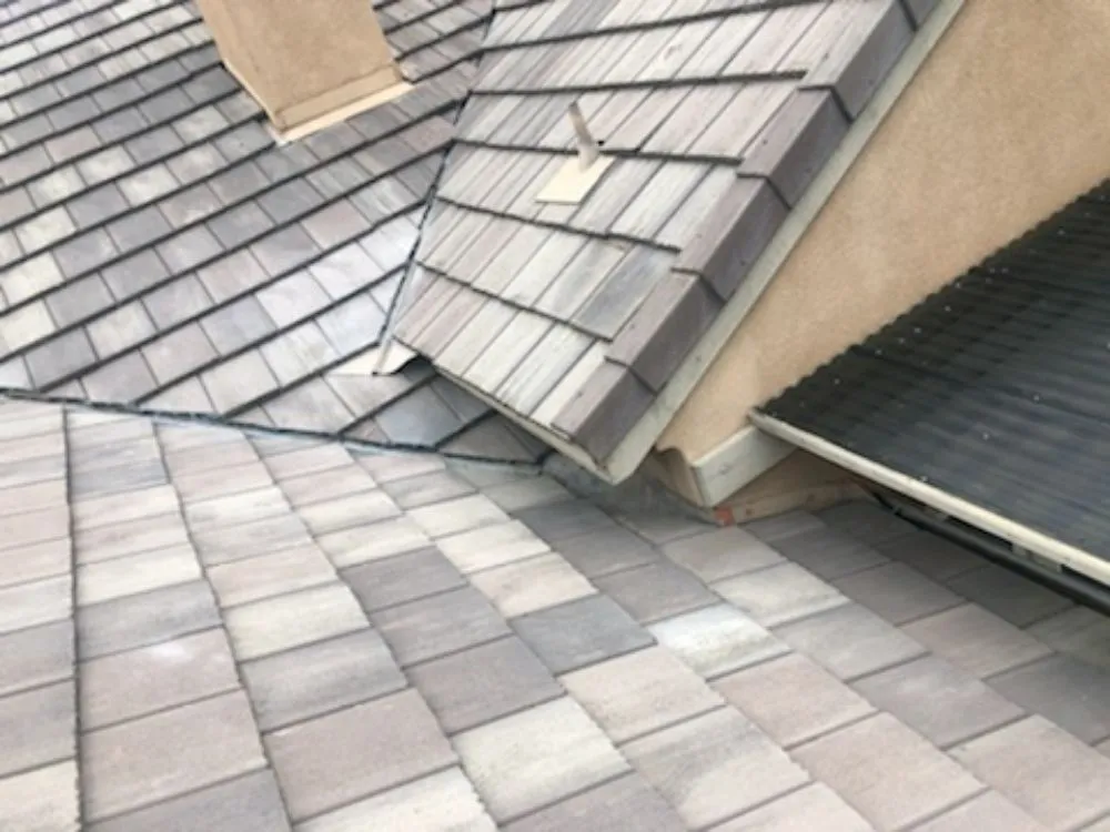 Slide of Hart Roofing