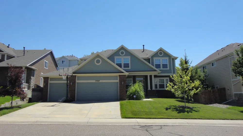 Slide of Hart Roofing