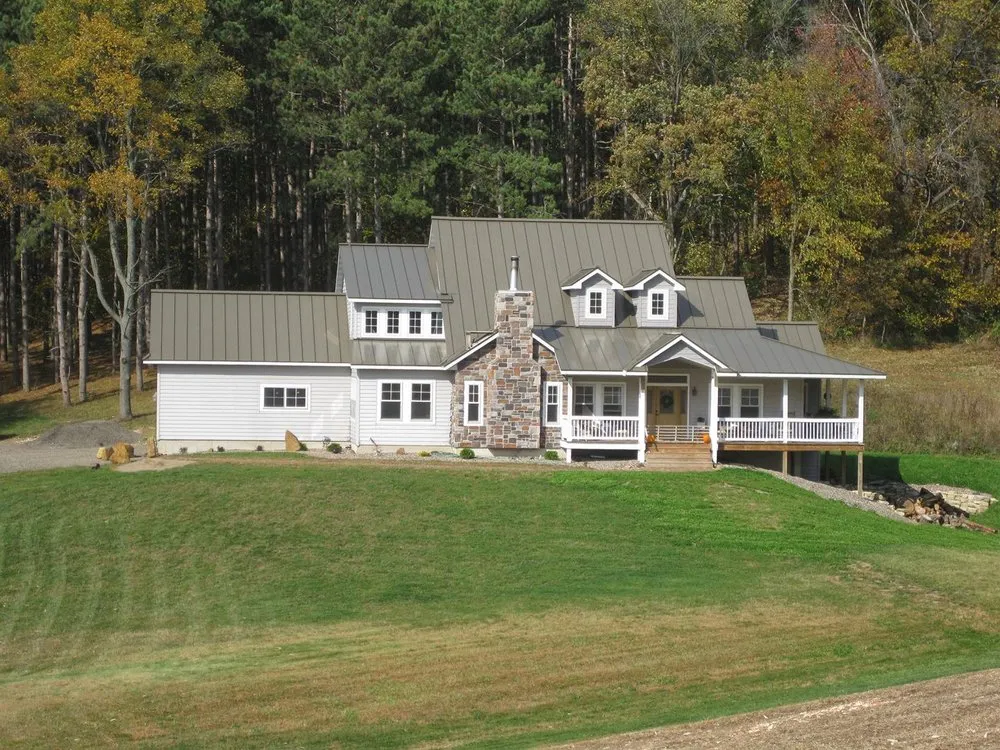 Slide of Hartland Construction