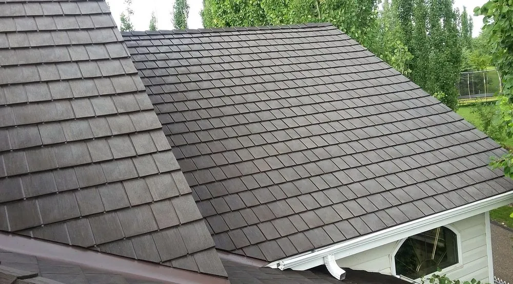 Slide of Hartwell Roofing