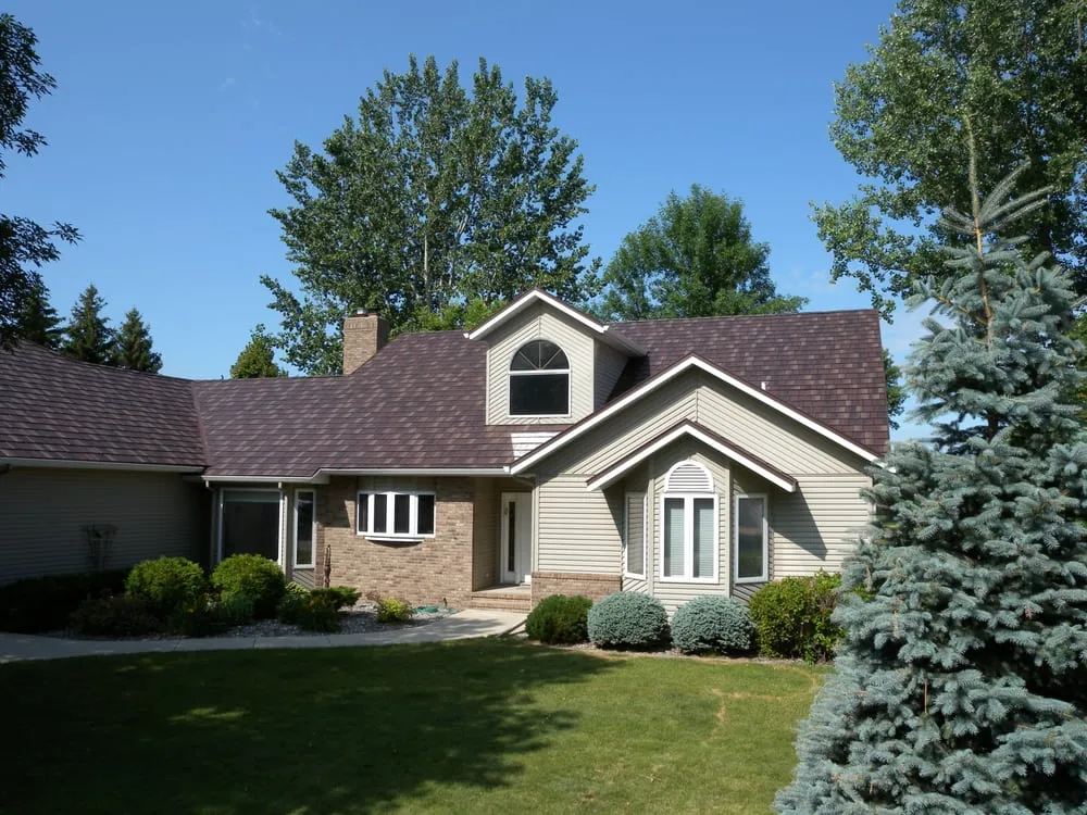 Slide of Harvey Roofing