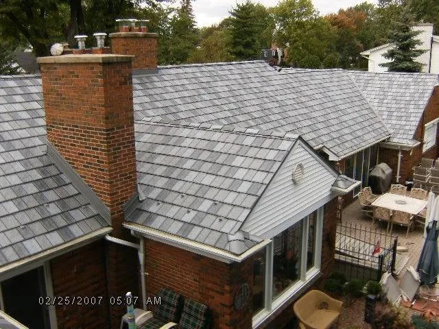 Slide of Harvey Roofing