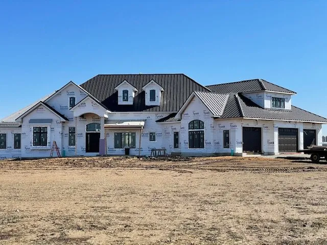 Slide of Hatzell Brothers Standing Seam Solutions